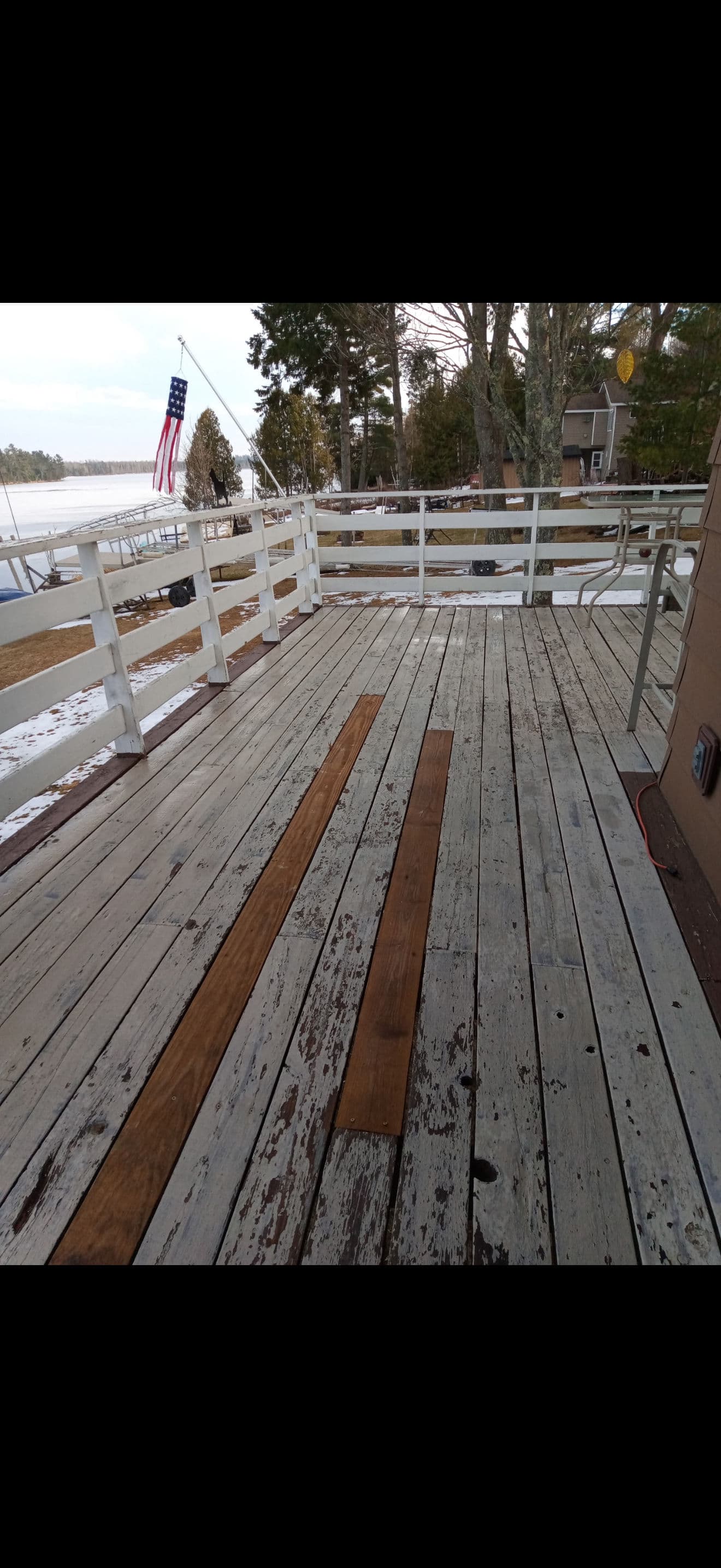 Gallery photos for Lakefront Deck Rebuild With New Railings and Redesigned Entry: Image #7