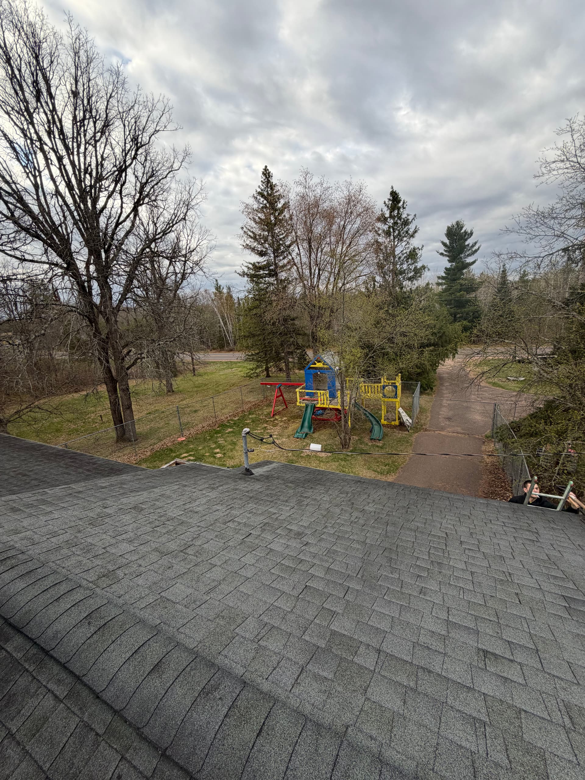 Gallery photos for 1,800 Sq Ft Roof Tear-Off and Replacement Done in a Day: Image #6
