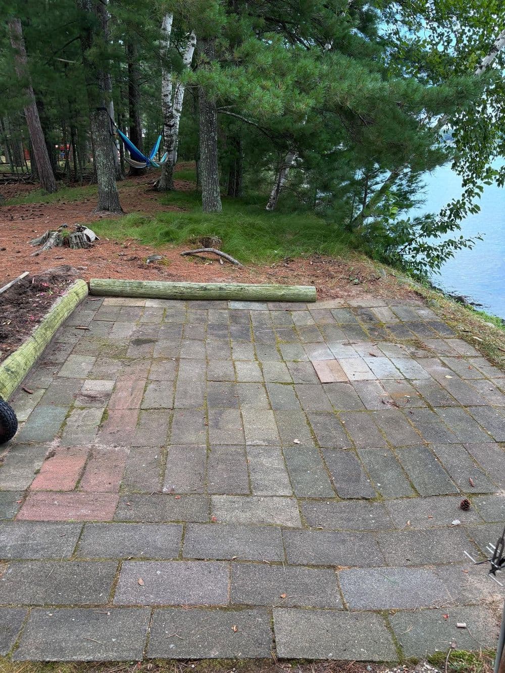 Gallery photos for Soldier Course Paver Patio and Rock Wall on the Lakeshore: Image #4