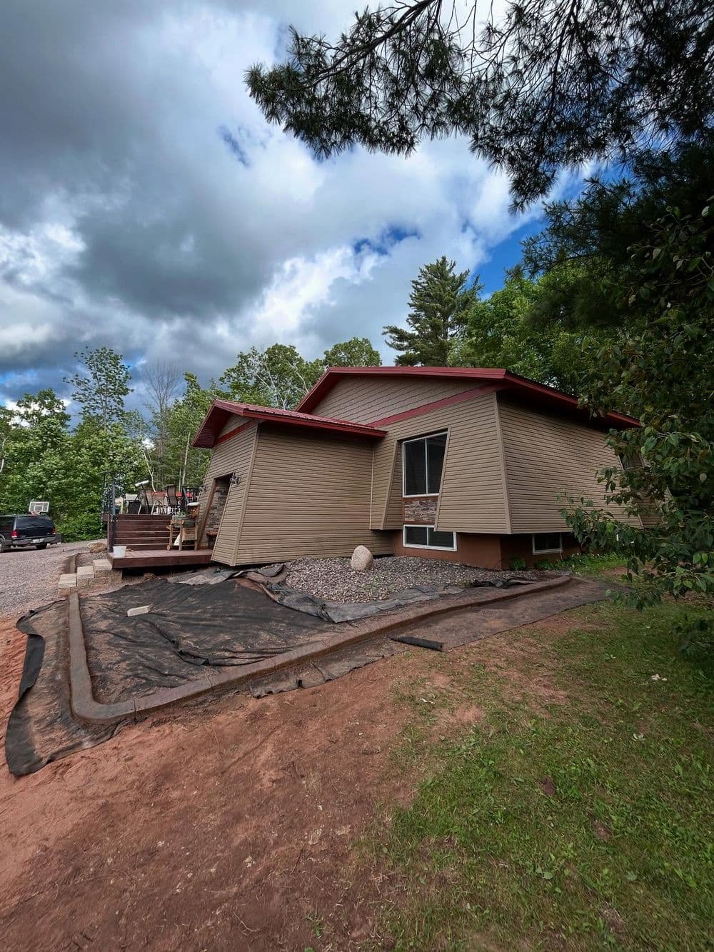 Gallery photos for Concrete Border Install Wraps Up a Full Outdoor Overhaul: Image #4