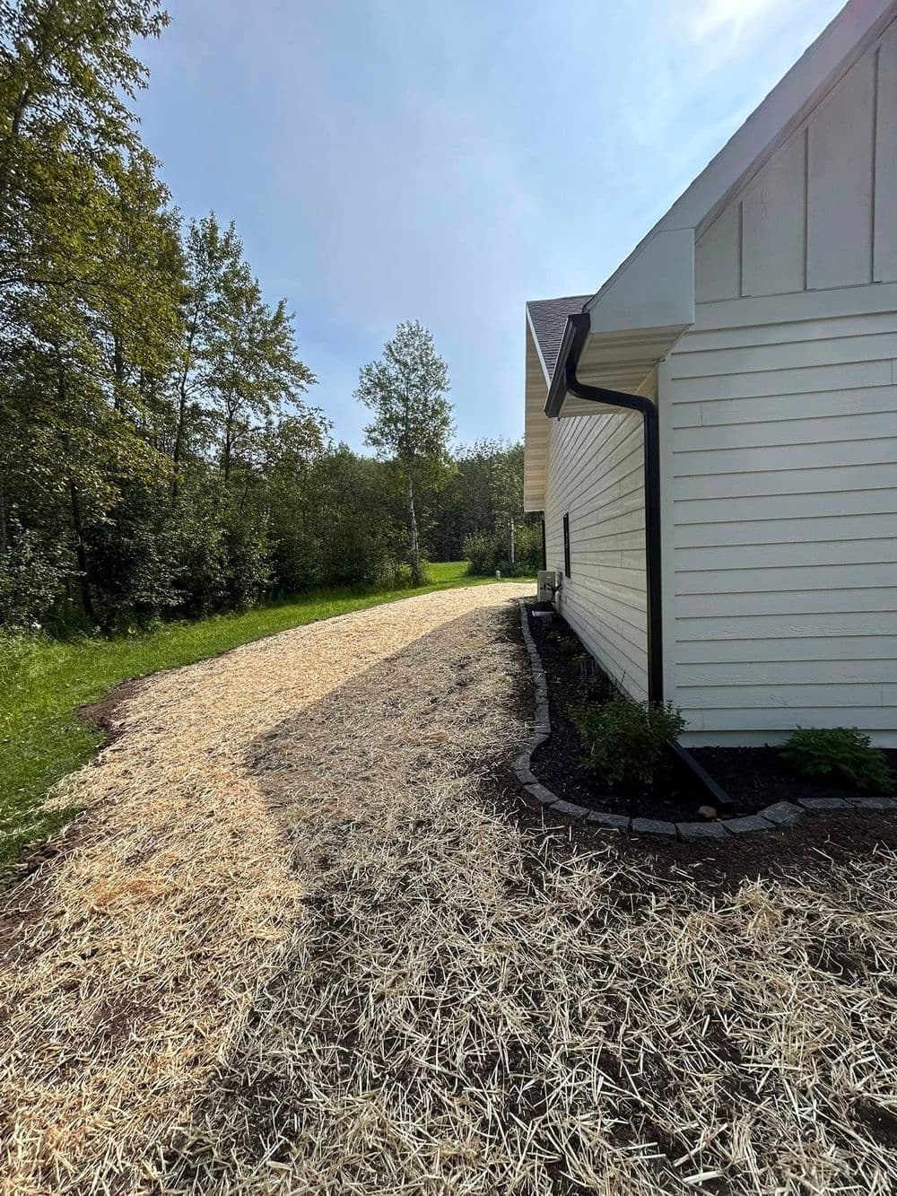 Gallery photos for Full Yard Landscaping with Paver Walkway and Plant Beds: Image #6